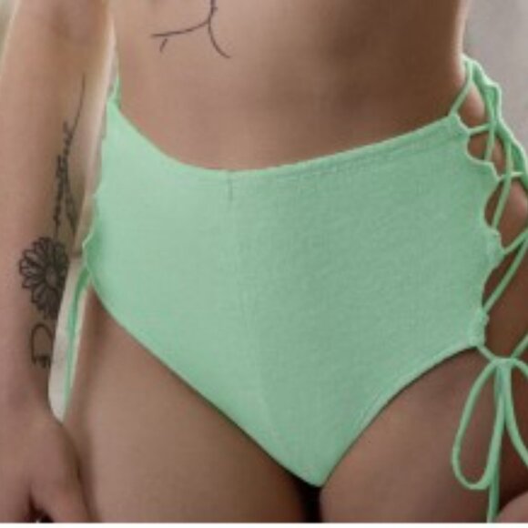 NWT Savage X Fenty - Terry Booty Short with Side Tie - Picture 3 of 4